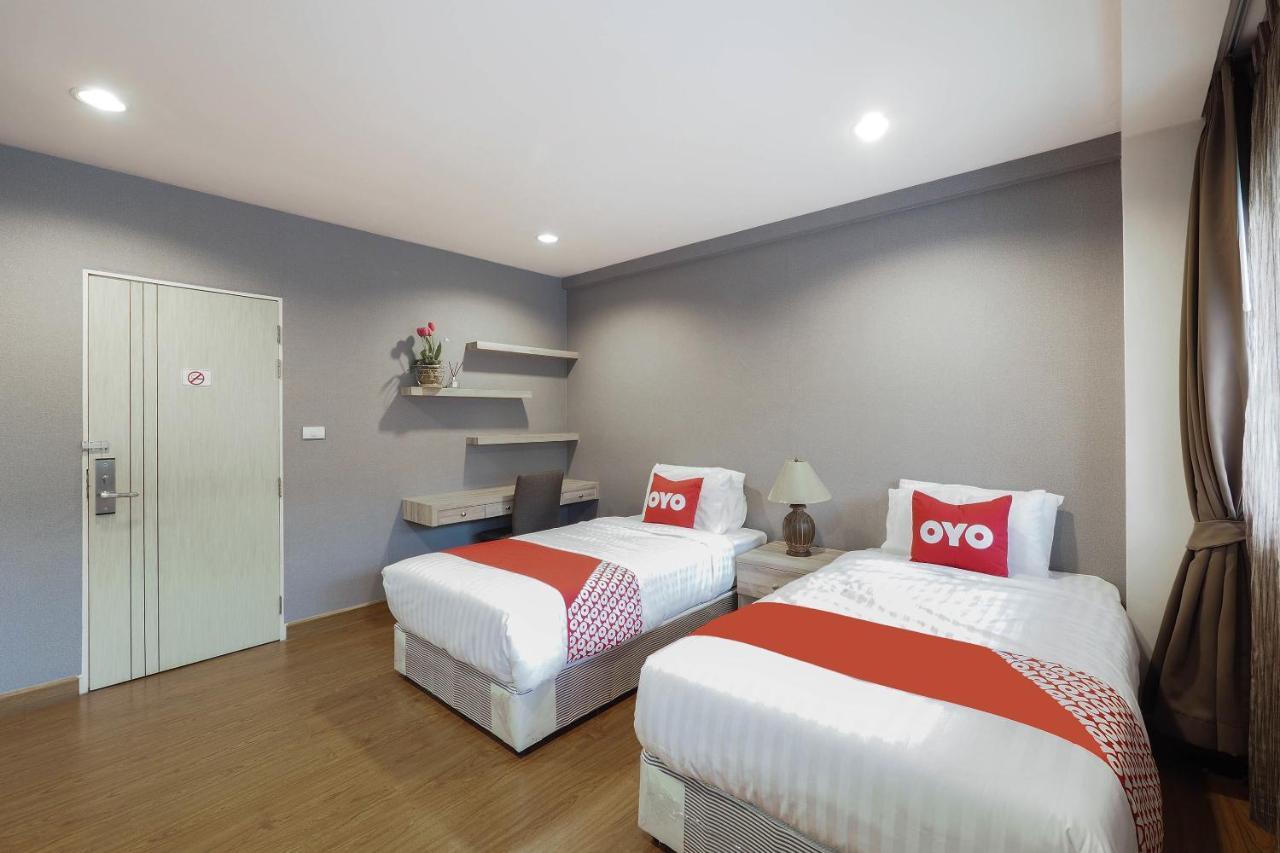 โอโย 995 บลู คาเฟ่ อพาร์ตเมนต์ Hotel เชียงใหม่ ภายนอก รูปภาพ