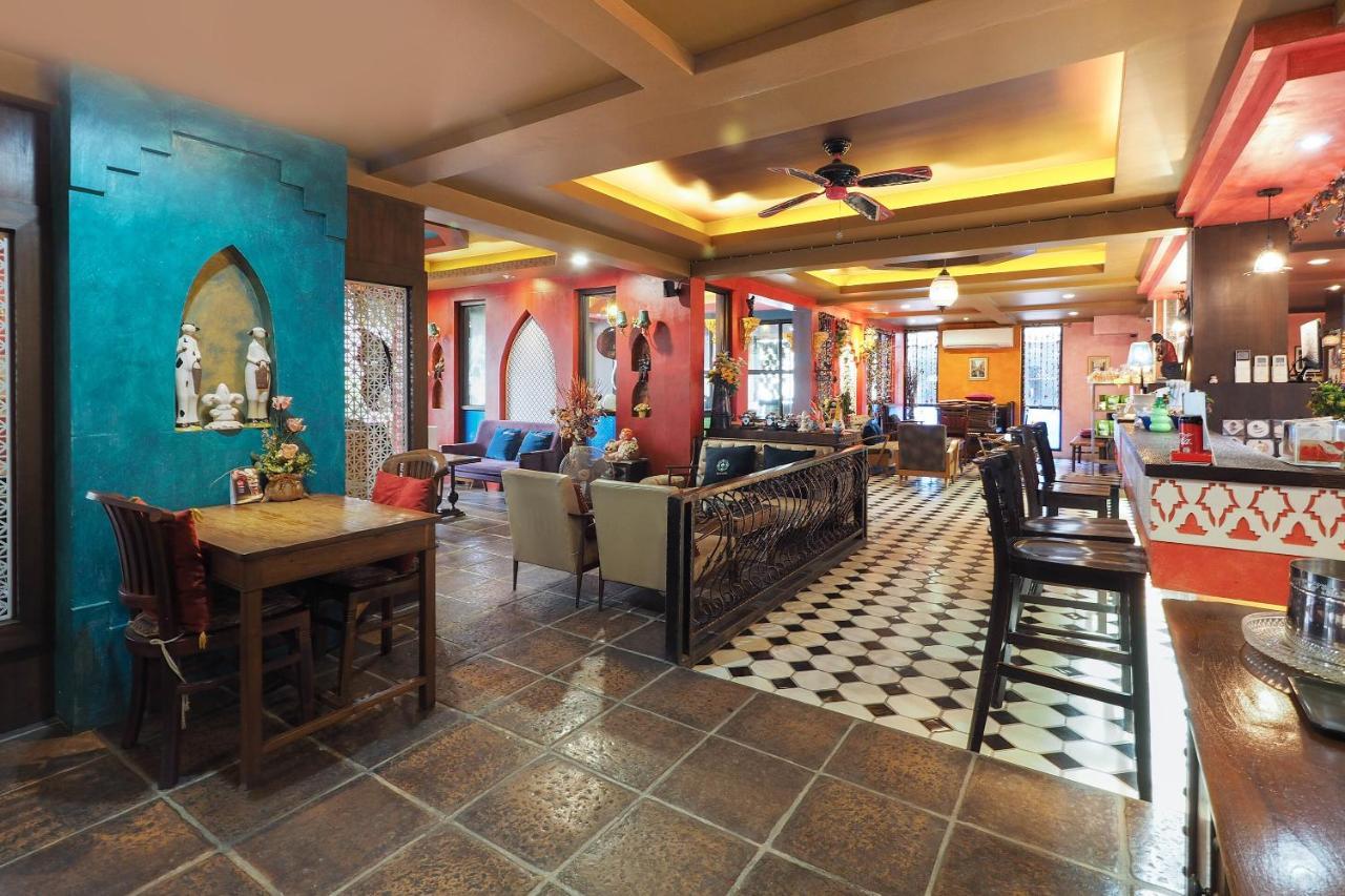 โอโย 995 บลู คาเฟ่ อพาร์ตเมนต์ Hotel เชียงใหม่ ภายนอก รูปภาพ