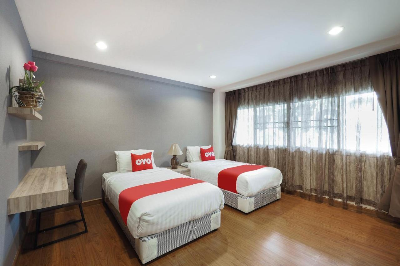โอโย 995 บลู คาเฟ่ อพาร์ตเมนต์ Hotel เชียงใหม่ ภายนอก รูปภาพ