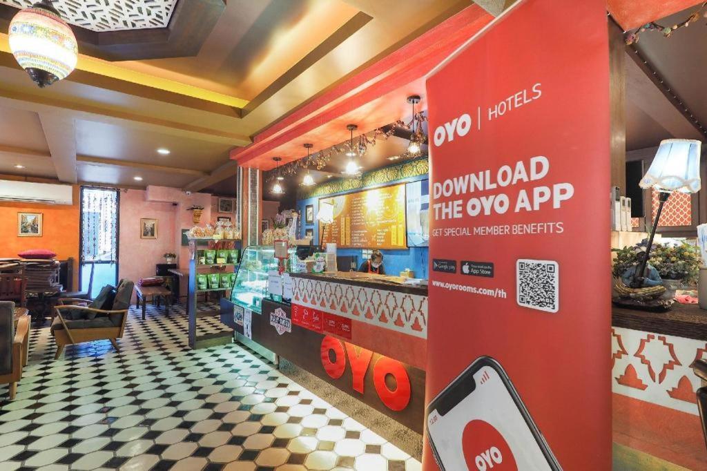โอโย 995 บลู คาเฟ่ อพาร์ตเมนต์ Hotel เชียงใหม่ ภายนอก รูปภาพ