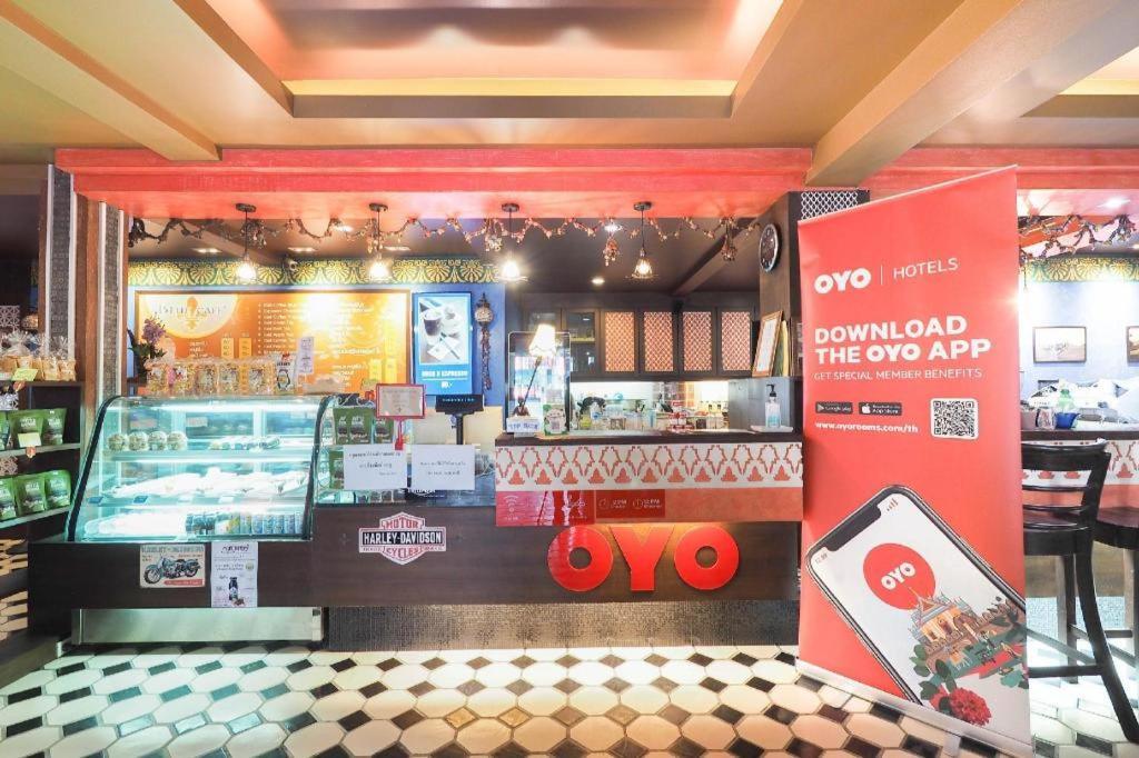 โอโย 995 บลู คาเฟ่ อพาร์ตเมนต์ Hotel เชียงใหม่ ภายนอก รูปภาพ