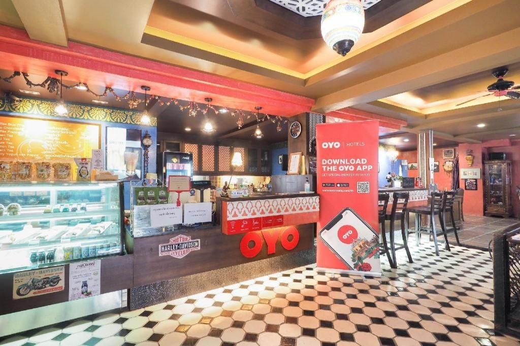 โอโย 995 บลู คาเฟ่ อพาร์ตเมนต์ Hotel เชียงใหม่ ภายนอก รูปภาพ